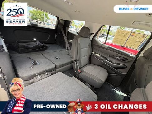 Used 2019 Chevrolet Traverse LT FWD image 24