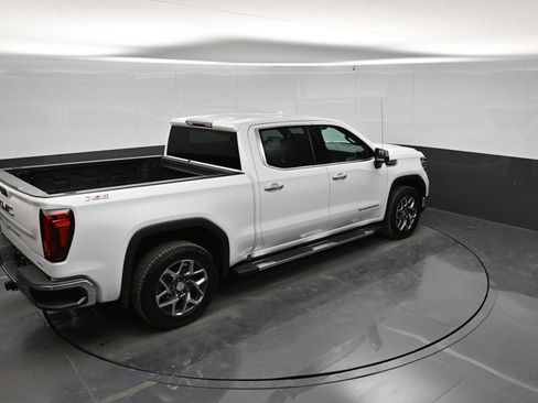 Used 2023 GMC Sierra 1500 SLT w/ SLT Premium Package AWD/4WD image 34