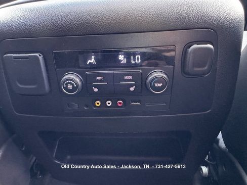 Used 2016 GMC Yukon Denali w/ Open Road Package RWD image 18