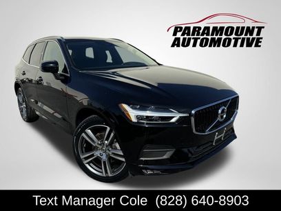 Used 2021 Volvo XC60 T5 Momentum