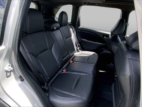 Certified 2025 Subaru Forester Limited AWD/4WD image 20