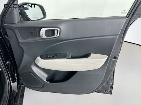 New 2026 Hyundai Venue SEL image 31