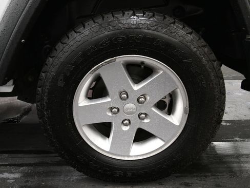 Used 2022 Jeep Wrangler Sport AWD/4WD image 26