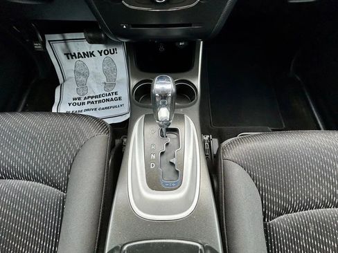 Used 2018 Dodge Journey SXT w/ Premium Group image 25