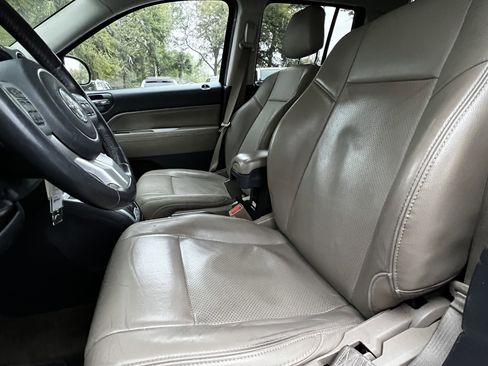 Used 2017 Jeep Compass High Altitude image 16