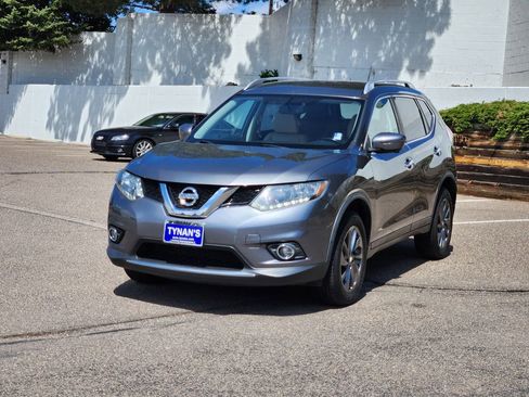 Used 2016 Nissan Rogue SL AWD/4WD image 3