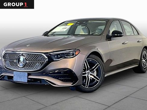 New 2026 Mercedes-Benz E 450 4MATIC Sedan image 1
