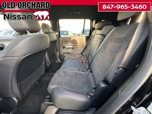 Used 2023 Mercedes-Benz EQB 300 4MATIC image 14