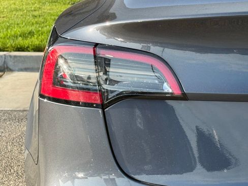 Used 2023 Tesla Model 3 Standard Range RWD image 11