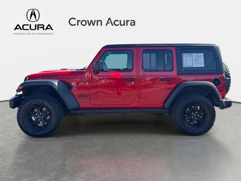 Used 2025 Jeep Wrangler Unlimited Sport AWD/4WD image 2