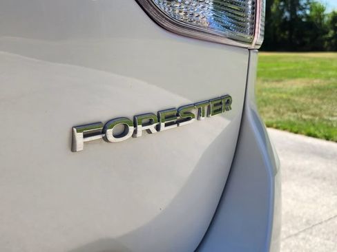 Used 2023 Subaru Forester Limited w/ Popular Package #3 AWD/4WD image 18