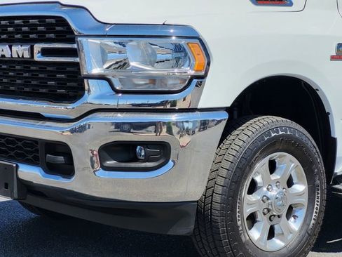 Certified 2024 RAM 2500 Big Horn AWD/4WD image 5