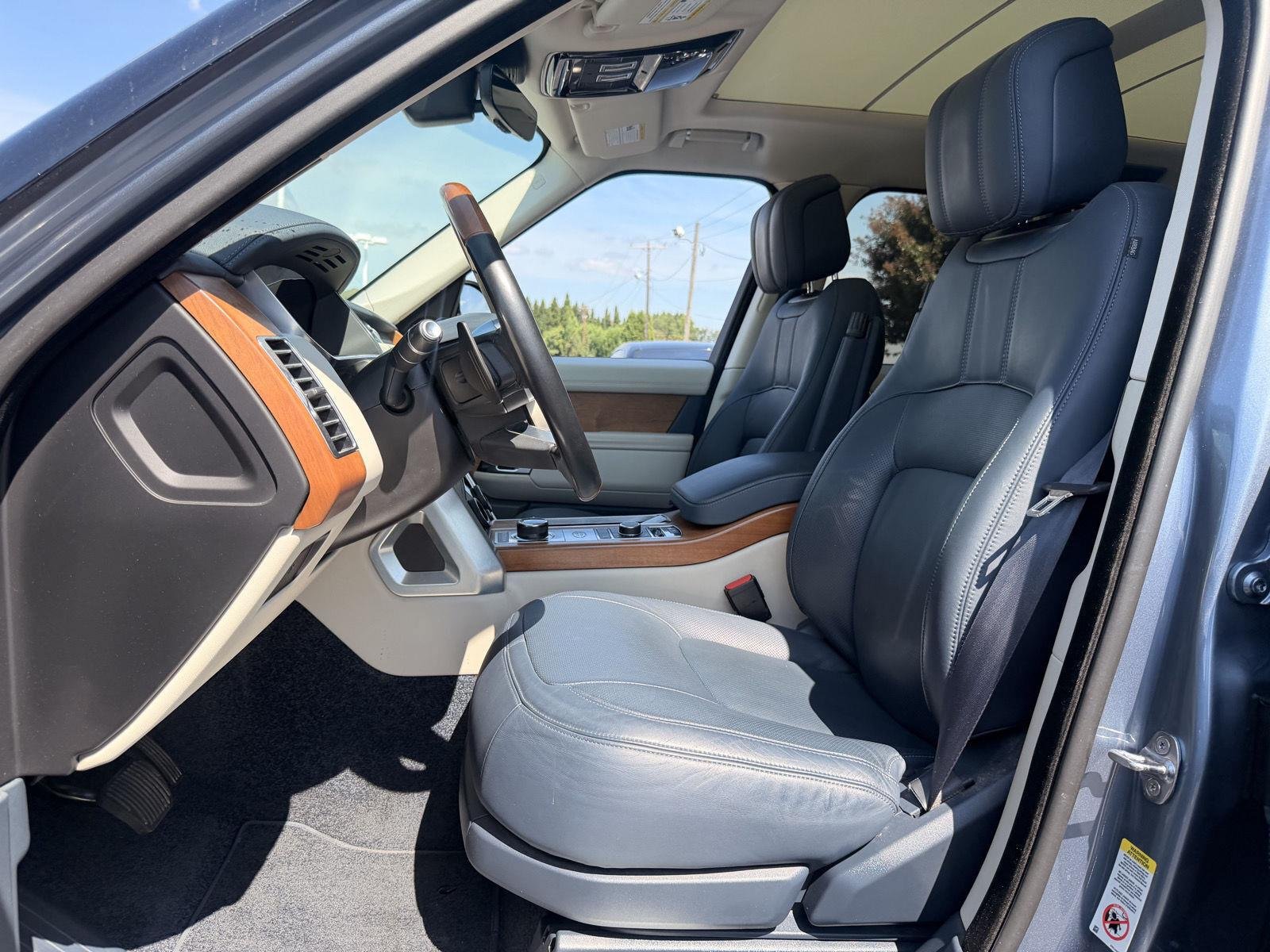 Used 2019 Land Rover Range Rover HSE AWD/4WD image 9