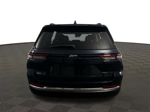 Used 2023 Jeep Grand Cherokee 4WD 4xe image 6