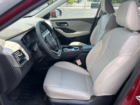 Used 2023 Nissan Rogue SV AWD/4WD image 24