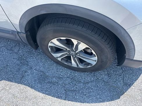 Used 2019 Honda CR-V LX image 11