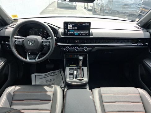 Used 2023 Honda CR-V Sport Touring image 12