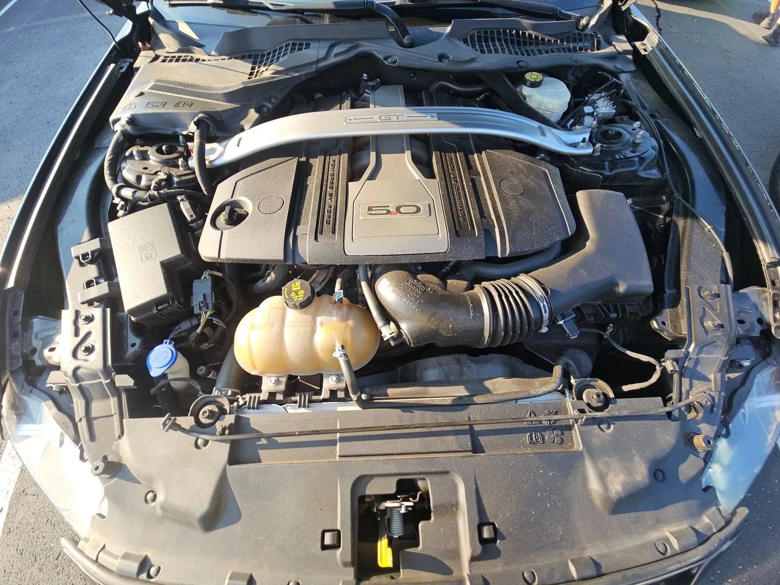 Used 2020 Ford Mustang GT Premium RWD image 5