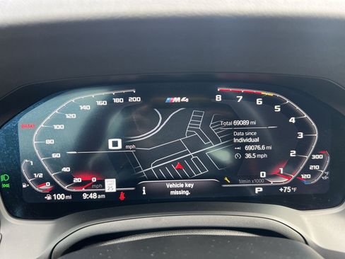 Used 2022 BMW M4 Competition w/ M Carbon Exterior Package RWD image 17