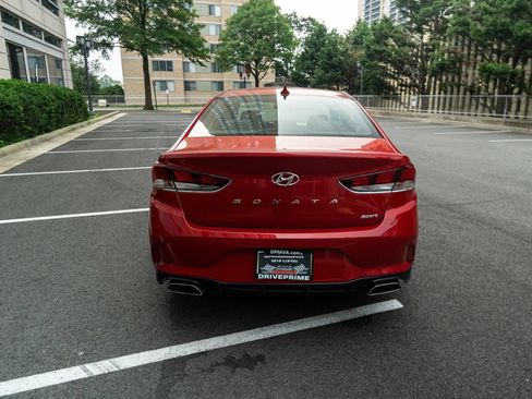 Used 2019 Hyundai Sonata Sport w/ Tech Package 03 FWD image 4