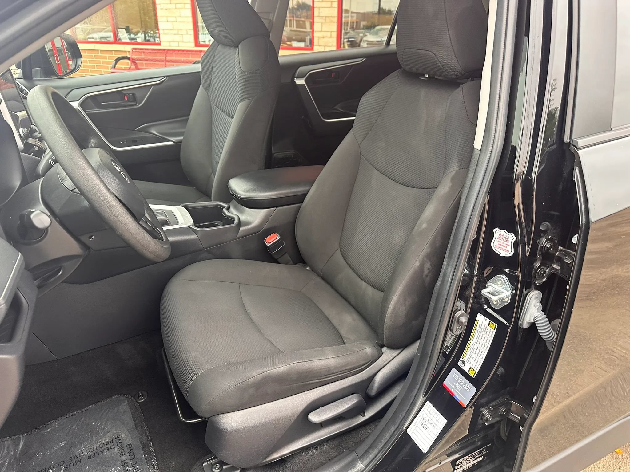 Used 2024 Toyota RAV4 LE AWD/4WD image 10
