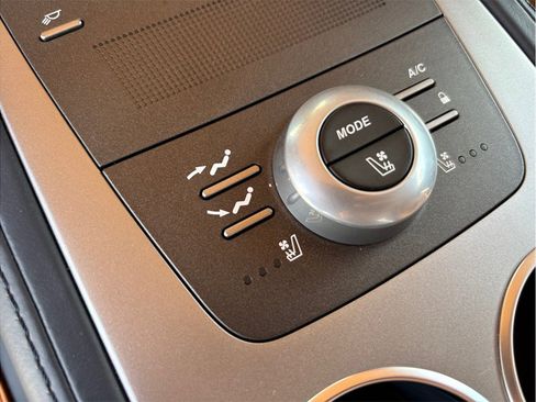 Used 2014 Aston Martin Rapide S image 36