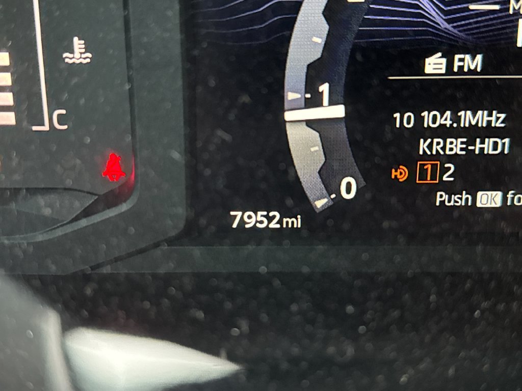 Certified 2025 Toyota Tacoma SR RWD image 28