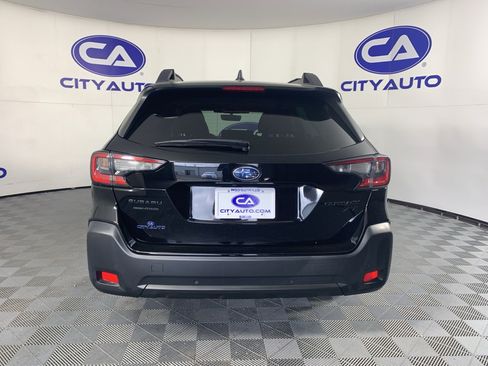 Used 2023 Subaru Outback Onyx Edition XT image 4