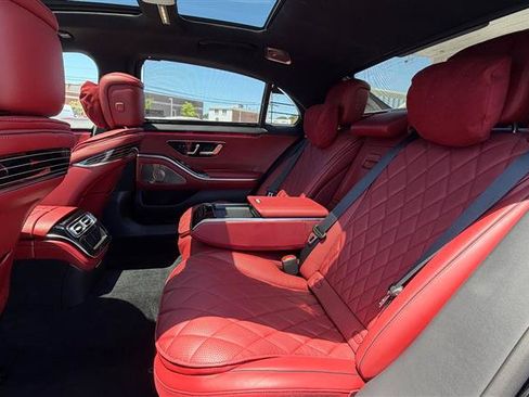 Used 2023 Mercedes-Benz S 580 4MATIC Sedan image 52