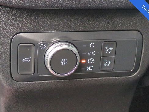 Used 2022 Ford Escape SEL image 18