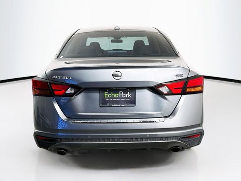 Used 2021 Nissan Altima 2.5 SR FWD image 7