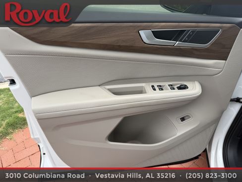 Certified 2026 Volkswagen Atlas SE w/ Panoramic Sunroof Package FWD image 7