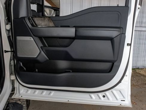 Used 2024 Ford F250 Lariat w/ Lariat Ultimate Package AWD/4WD image 45