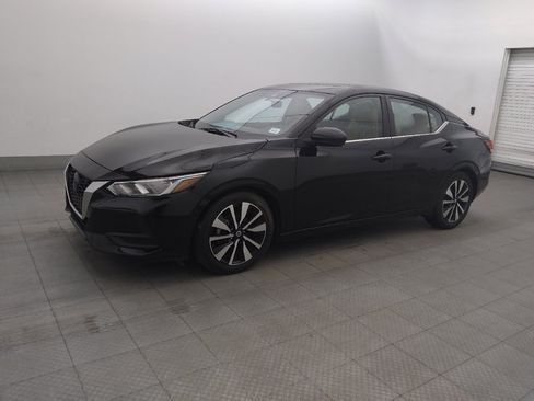 Used 2022 Nissan Sentra SV w/ SV Premium Package FWD image 2