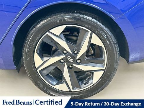 Certified 2023 Hyundai Elantra SEL w/ Convenience Package FWD image 9