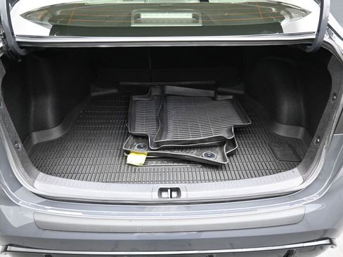 Certified 2025 Toyota Corolla SE image 29