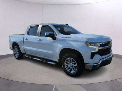 Used 2024 Chevrolet Silverado 1500 LT w/ Protection Package RWD image 7