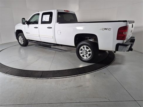 Used 2012 Chevrolet Silverado 3500 LT image 3