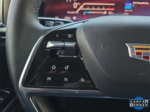 Used 2026 Cadillac Escalade Sport w/ Touring Package image 18