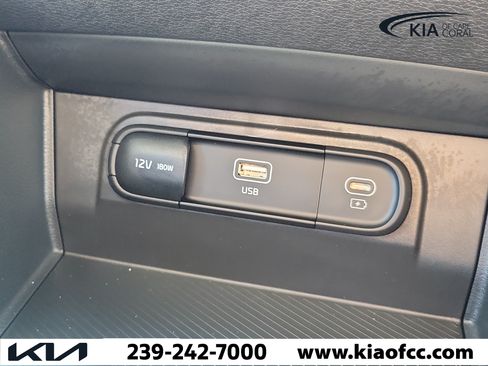 Certified 2025 Kia Sportage LX FWD image 29