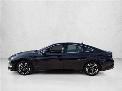 Used 2024 Hyundai Sonata SEL w/ Convenience Package FWD image 8
