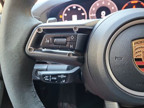 Certified 2025 Porsche Panamera 4 AWD/4WD image 29