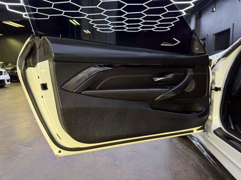 Used 2016 BMW M4 Coupe RWD image 12