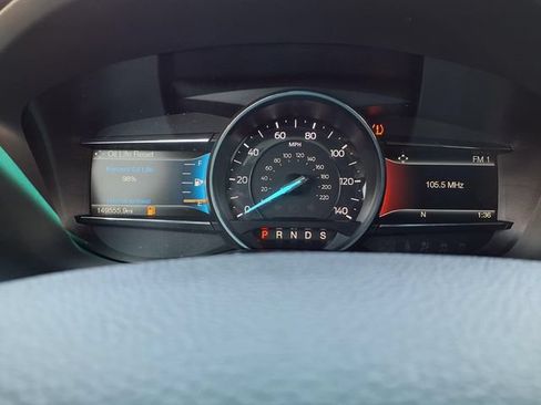 Used 2016 Ford Explorer XLT w/ Equipment Group 202A FWD image 18