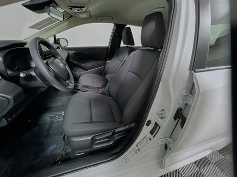 Used 2024 Toyota Corolla LE FWD image 15