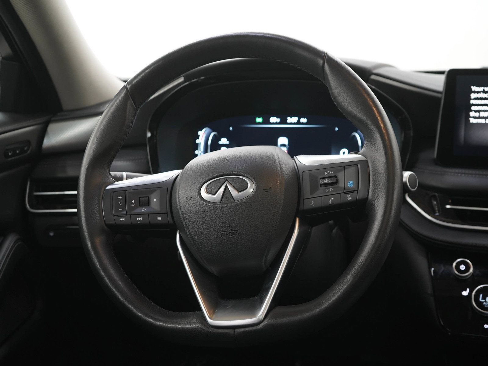 Used 2025 INFINITI QX60 Luxe AWD/4WD image 19