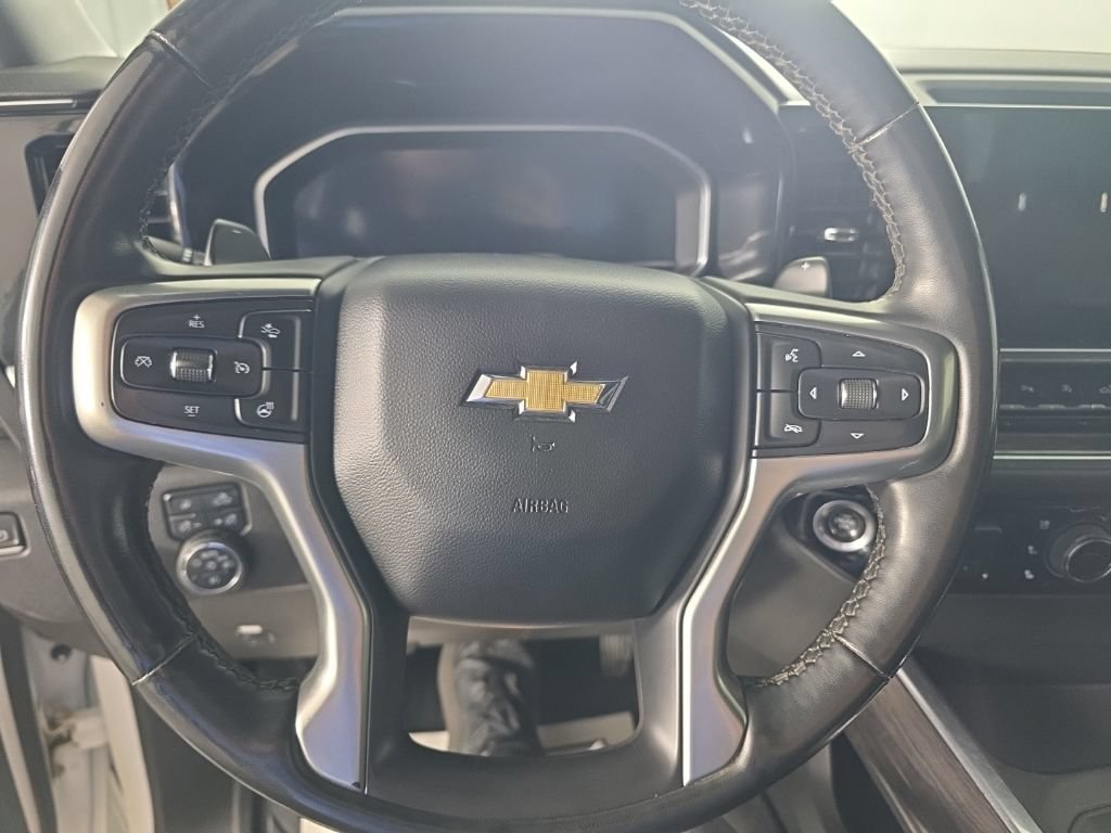 Used 2023 Chevrolet Silverado 1500 LTZ w/ LTZ Convenience Package II AWD/4WD image 24