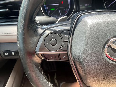 Used 2022 Toyota Camry SE w/ Audio Upgrade Package FWD image 23