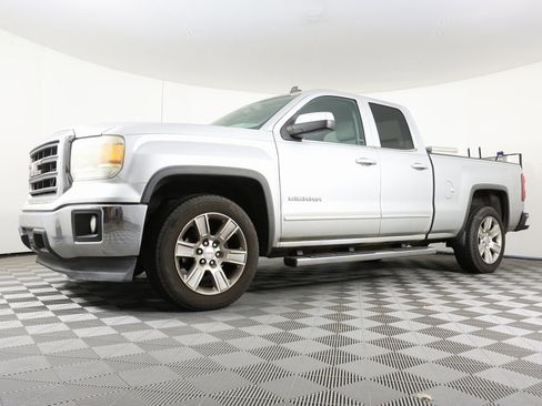Used 2014 GMC Sierra 1500 SLE w/ SLE Value Package image 1