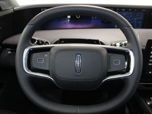 New 2026 Lincoln Nautilus Premier AWD/4WD image 36